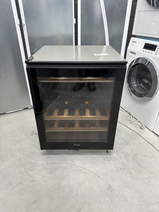 Винна шафа Miele KWT 4154 UG під стільницю!