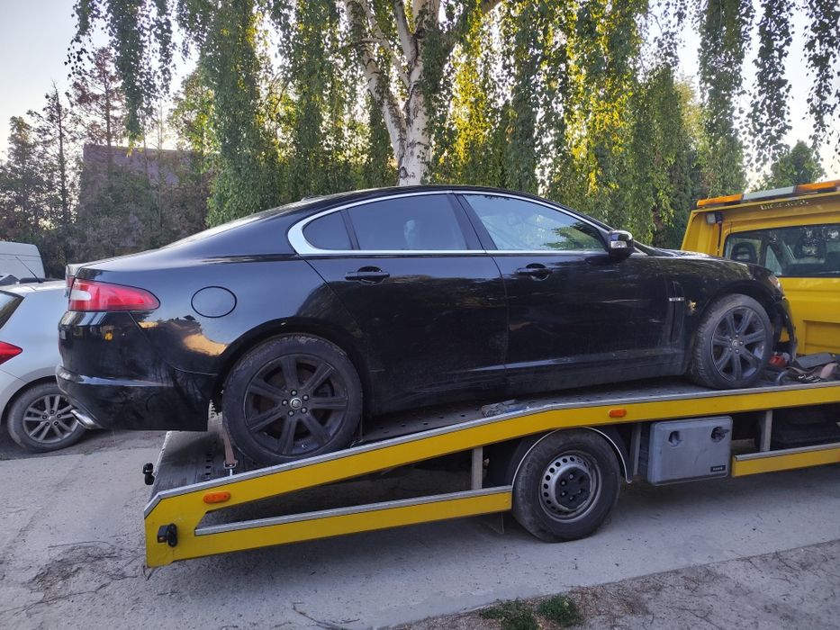 Jaguar xf x250 czarny Drzwi błotnik,lampa,klapa  części xf  W-wa
