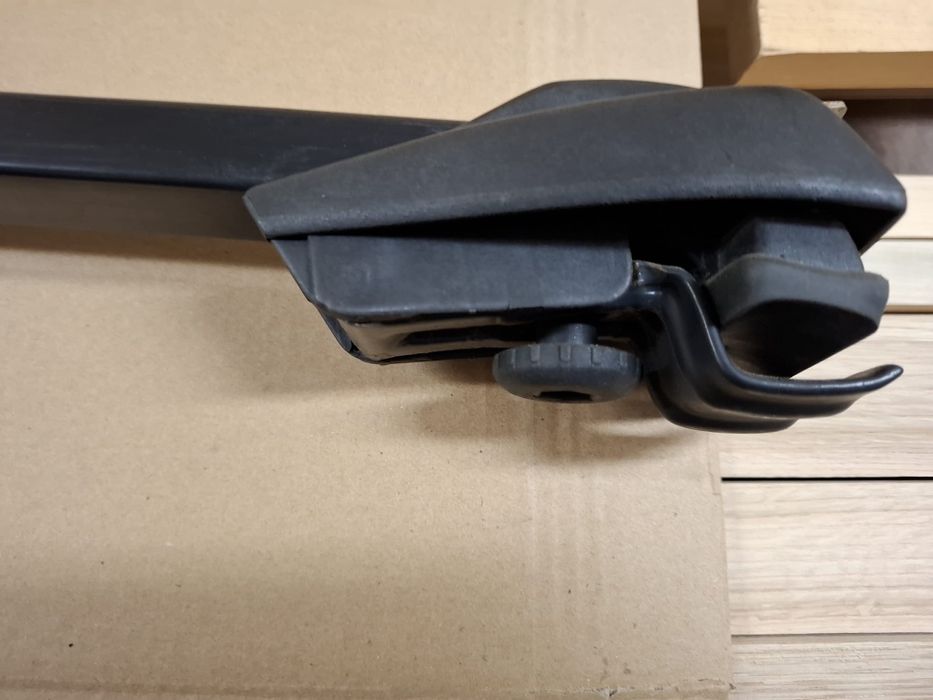 Bagażnik belka uchwyt na narty Automaxi