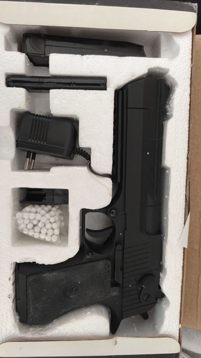 Desert Eagle CM 121 airsoft