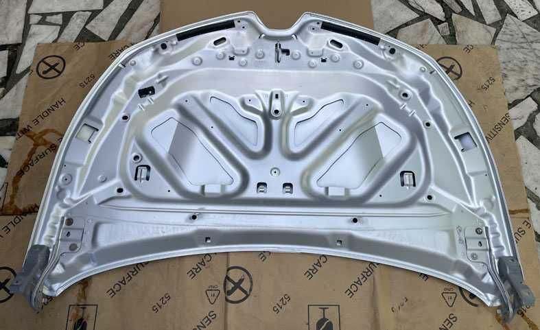 capot renault clio V