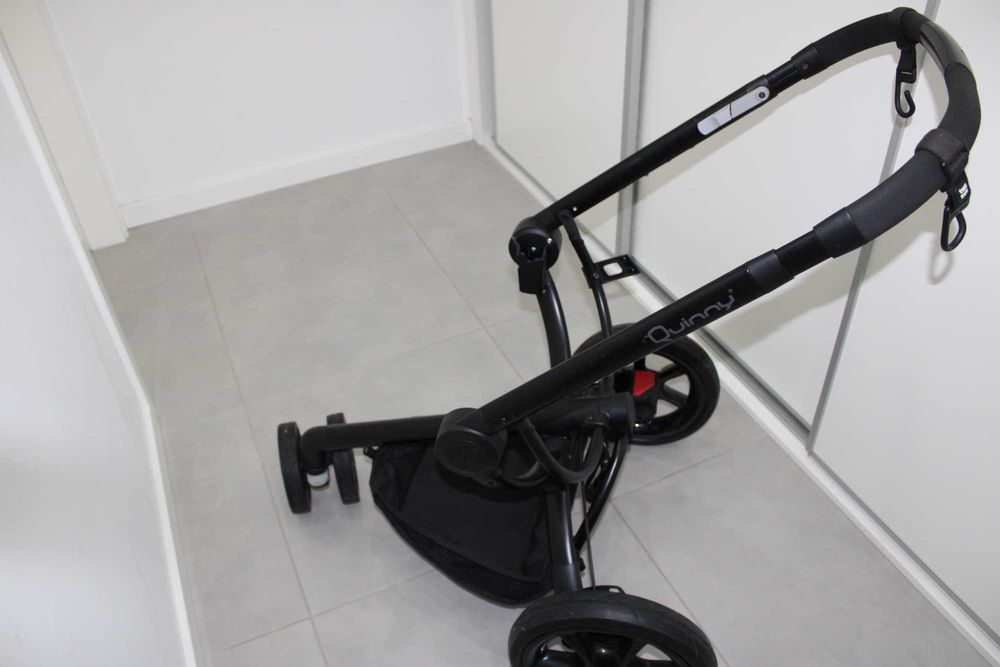 Carrinho Quinny Mood Vermelho -