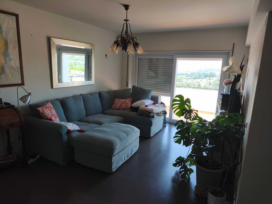 Sous-location d'une chambre dans un duplex à Sao Domingos de Rana