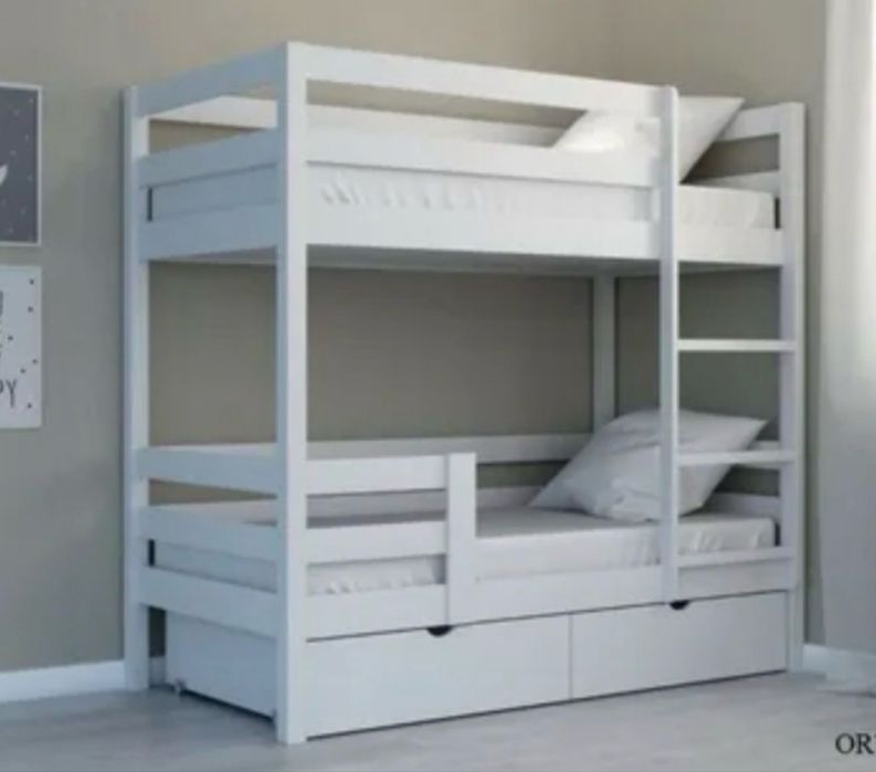 Двухярусная кровать белая