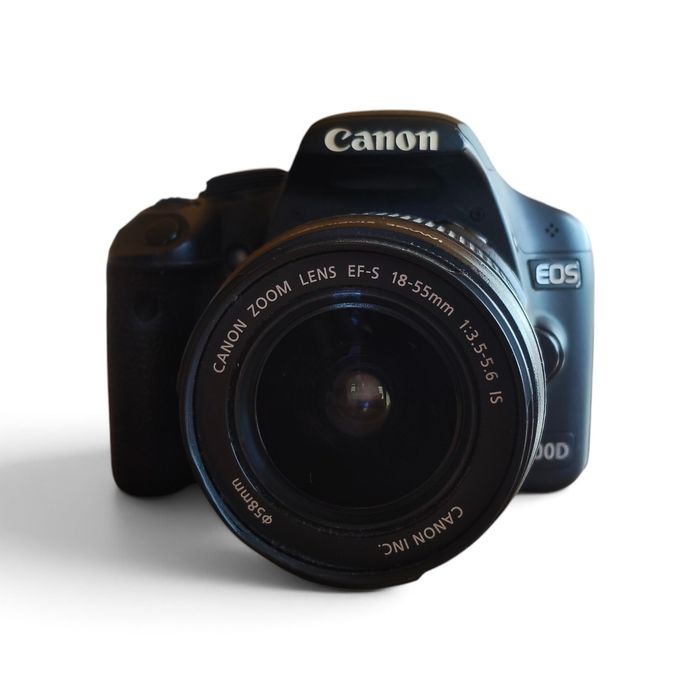 Canon EOS 500D + Objetiva 18-55mm IS + Bateria e Carregador