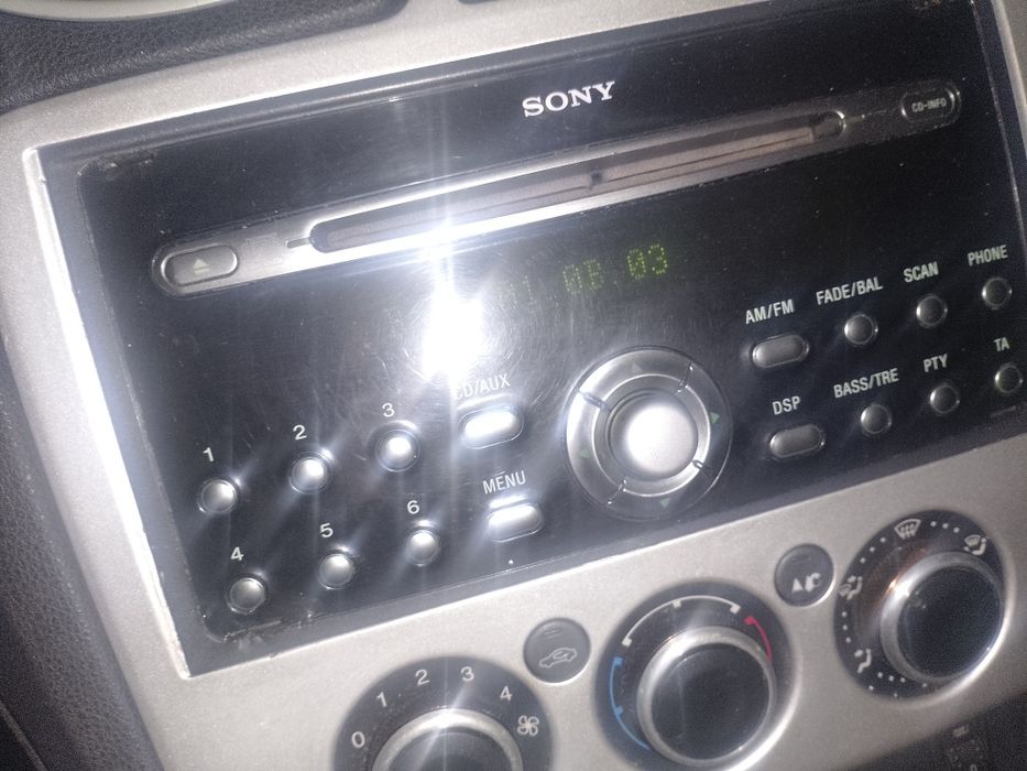 Radio Sony z Ford+ głośniki 25W