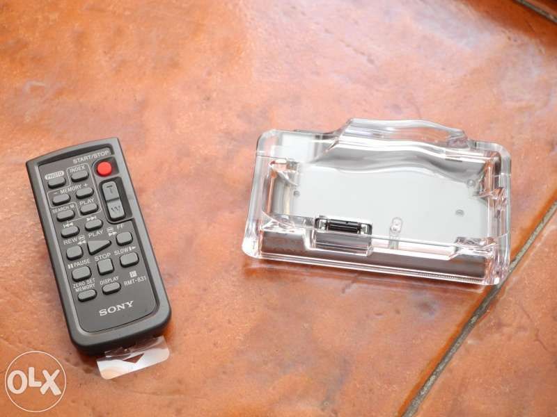 Sony Docking Station and Video Camera Remote Control DCR-HC64585675160065120