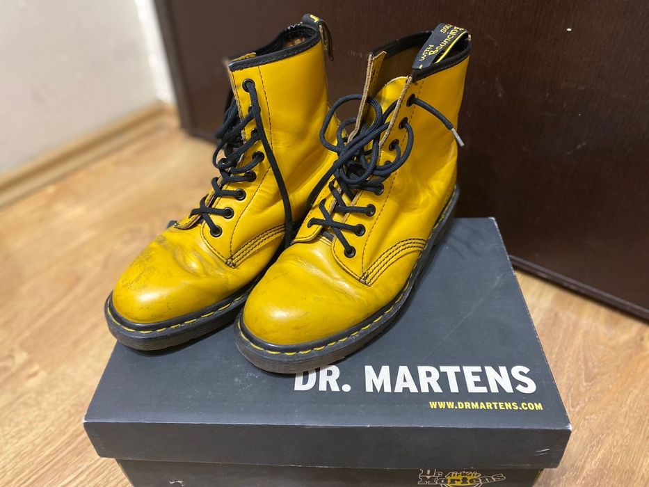 Martensy Martens buty 40/41 kolor żółty miodowy