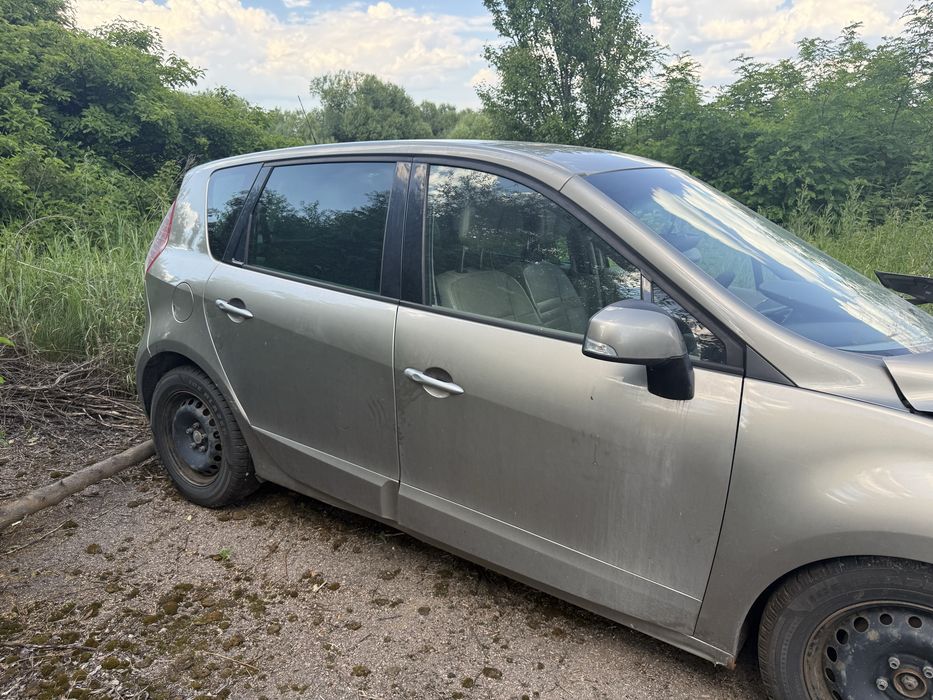Двері Renault Scenic 3 TEHNK , сценік 3