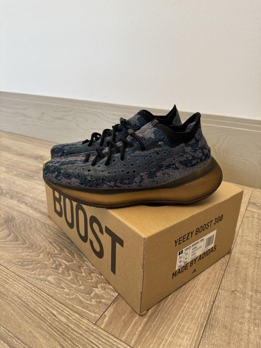 Adidas Yeezy 380 (45-46)