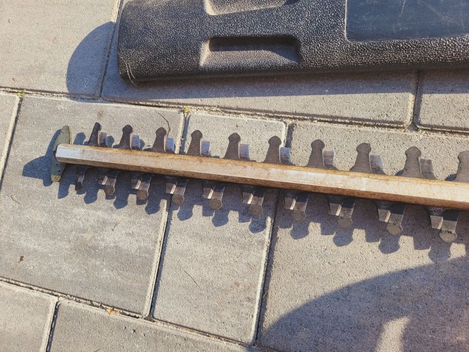 Nozyce do żywopłotu