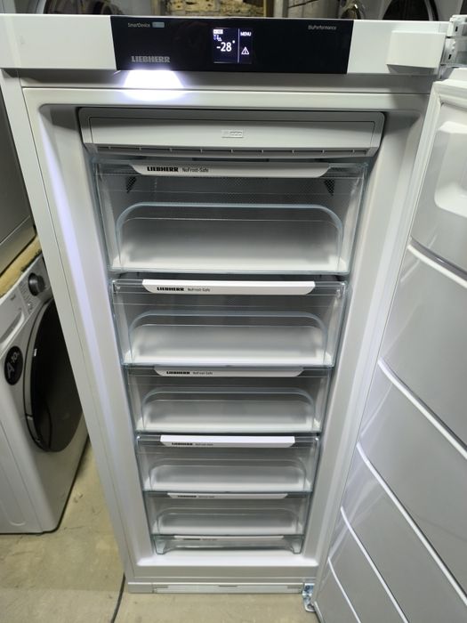 Морозильна камера Liebherr GN 3235 NoFrost