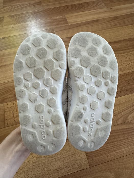 Кросівки Adidas Lite Racer на дівчинку 15.5 см устілка