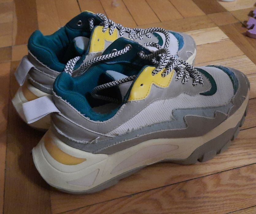 Кроссовки Pull&bear стильные на платформе, р.37 полномерный, б/у