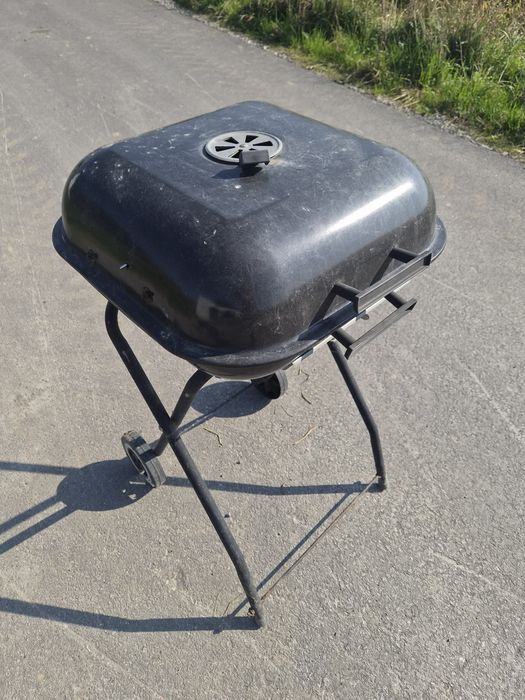 GRILL węglowy ogrodowy przenośny zamykana pokrywa  SOLIDNY