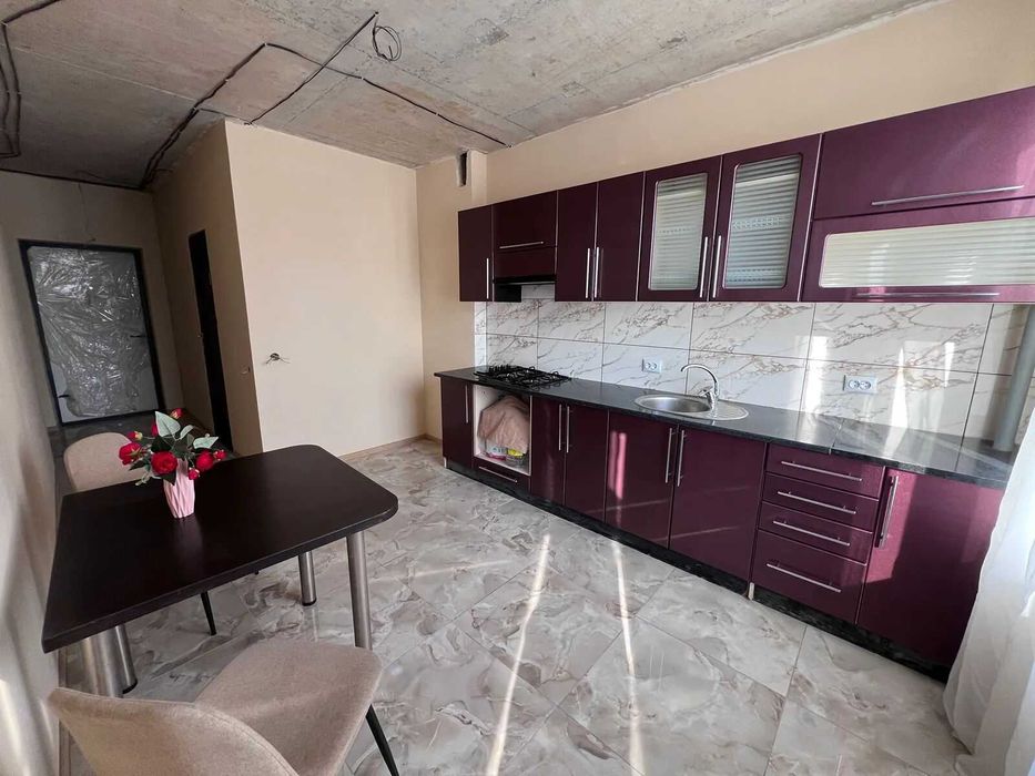 Продаж 1-кімнатної квартири з ремонтом - Вид 3