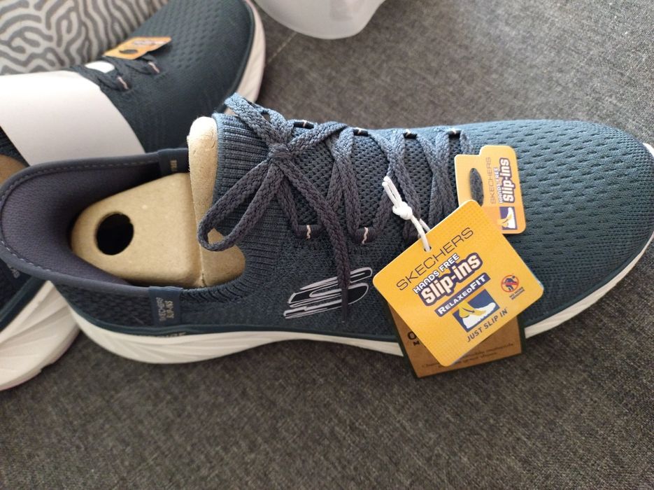 Sneakersy Skechers 40, slips in, nowe