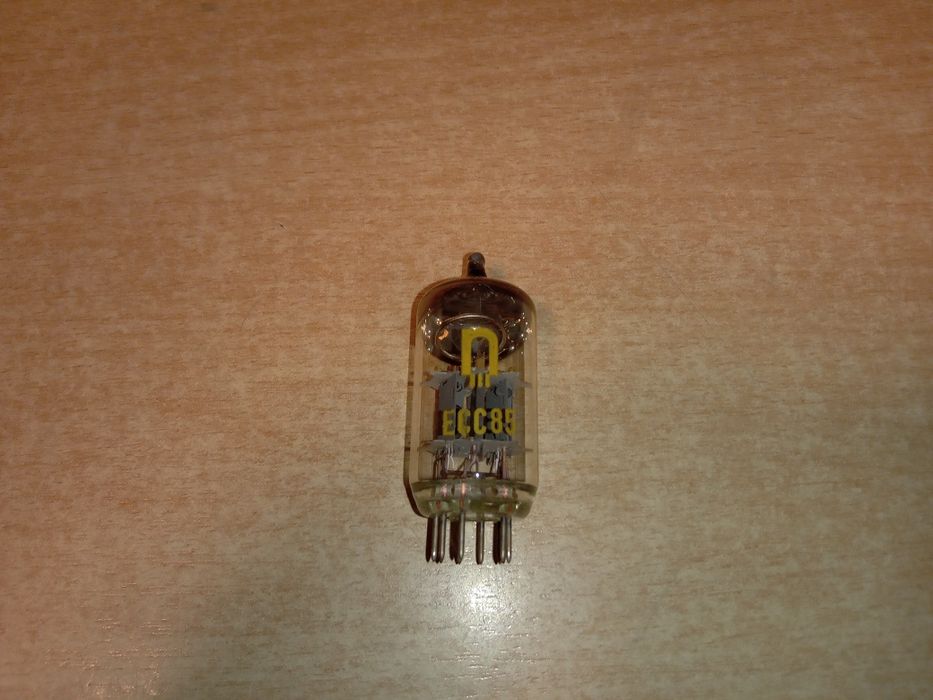 Lampa ecc83  Rft