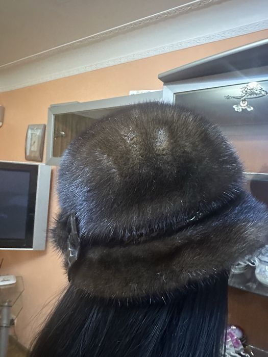 Норковая шляпка с полями