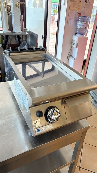 Chapa de Grelhar Profissional Mareno (Série 700) - Estado Impecavel!
