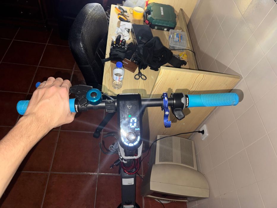 Trotinete Elétrica NIU KQi1 Pro cinza 2025|Em bom estado|Boa autonomia