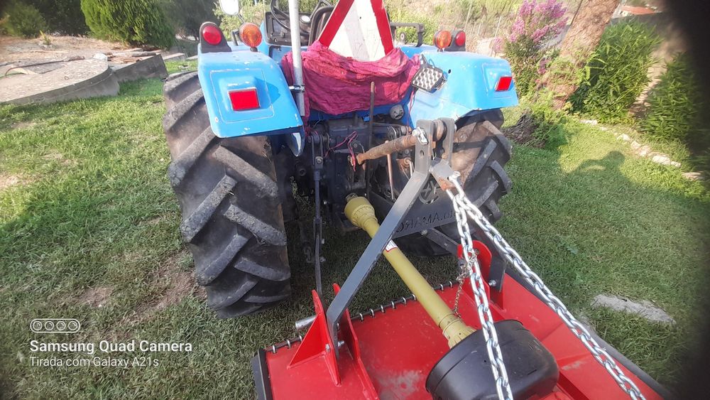 Trator mitsubichi 30cv 4×4