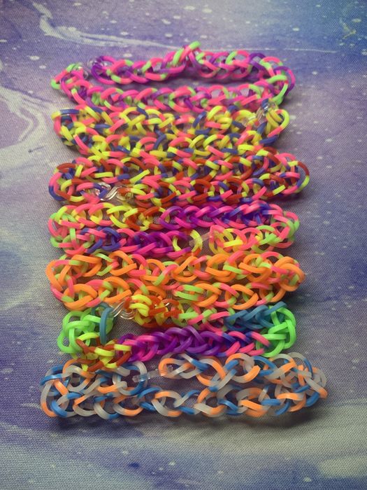 Браслети з резинок