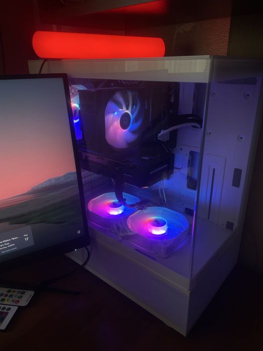 Компютер RX7600XT / i5 14400F Монітор MSI G24C6 E2