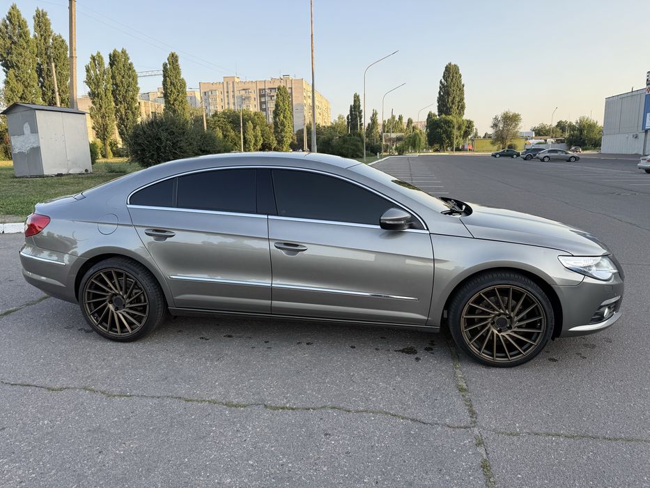 Volkswagen  Passat cc 2011 года 1.8 tsi