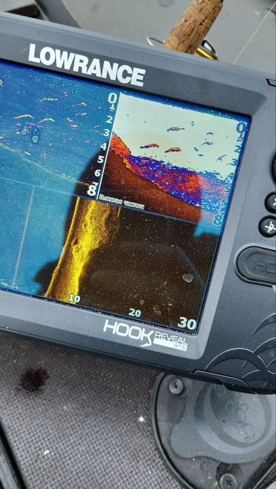 Ехолот Lowrance hook reveal 9 tripleshot