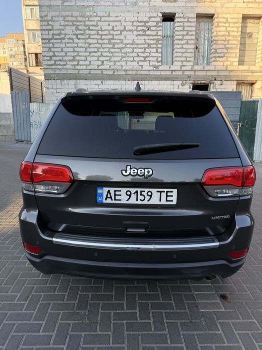 Jeep Grand Cherokee 2016 року