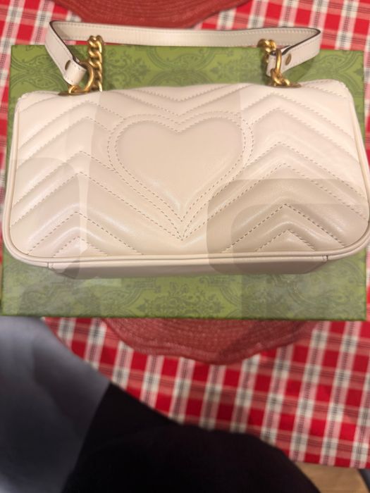 жіноча сумка гуччі