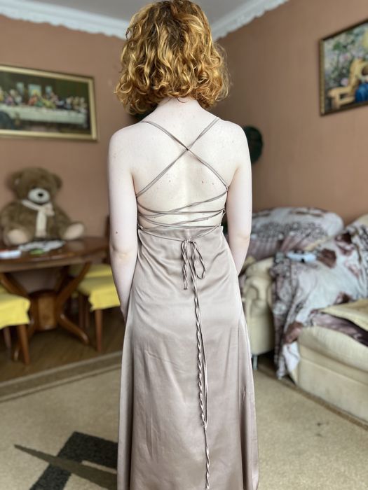 Продам нову сукню