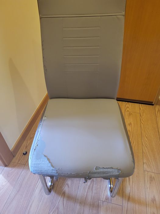 4 Cadeiras para restaurar