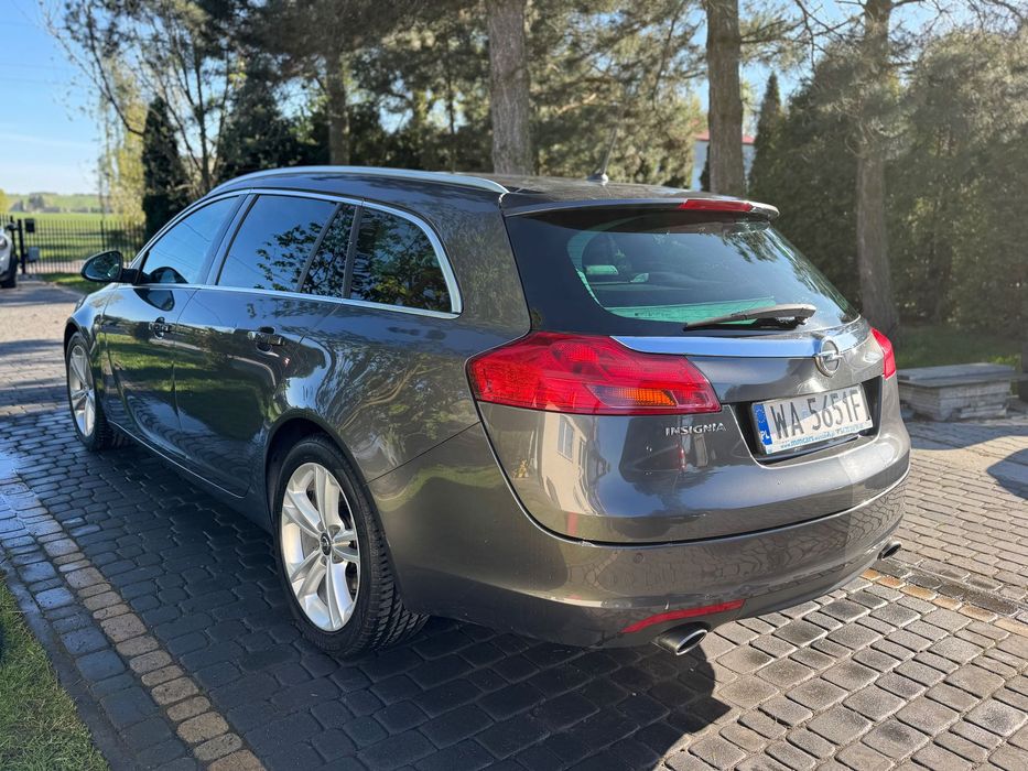 Opel Insignia 2.0 T