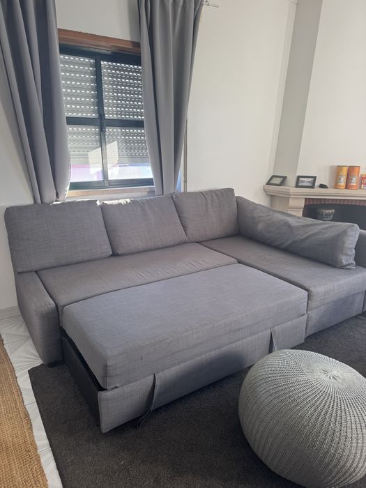 Sofá-Cama IKEA c/ Arrumação + Pufe SANDARED