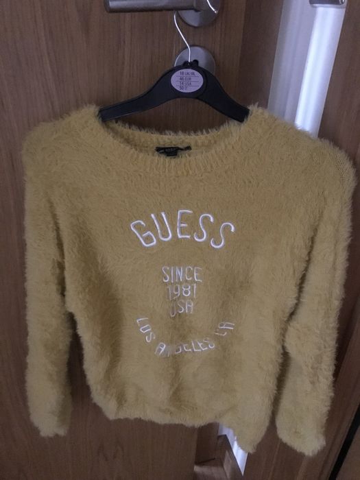 Camisola amarela guess