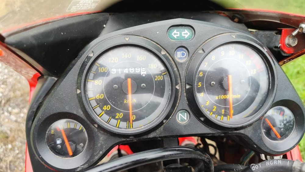 HONDA CBR 125R JC34 2006r. | 125cm3 5kW Motocykl na kat. B | Czerwona