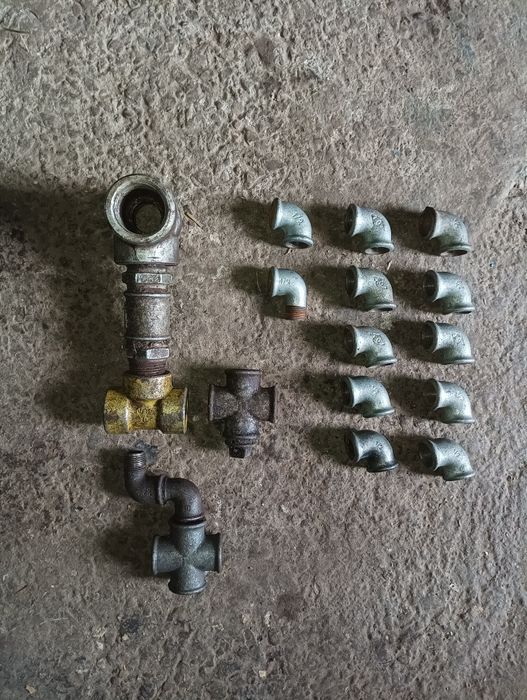 Фітинги Угол 90 градусів різьба 1/2