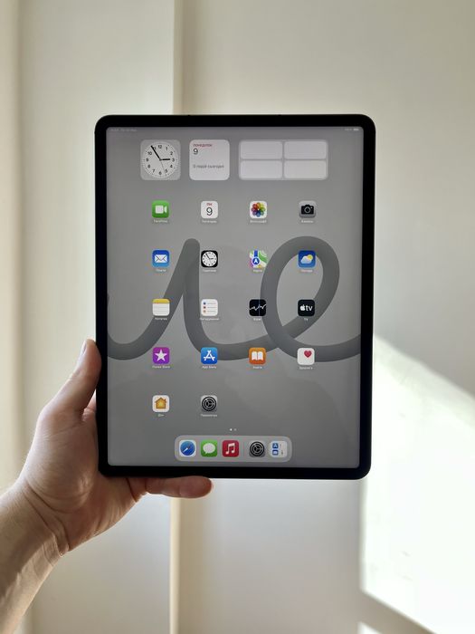 iPad Pro 12.9 (Gen-5) 128 GB LTE NeverLock M1 96% акум ІДЕАЛ Айпад про