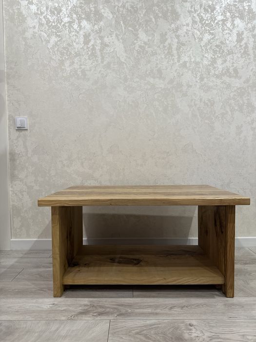 Журнальний столик