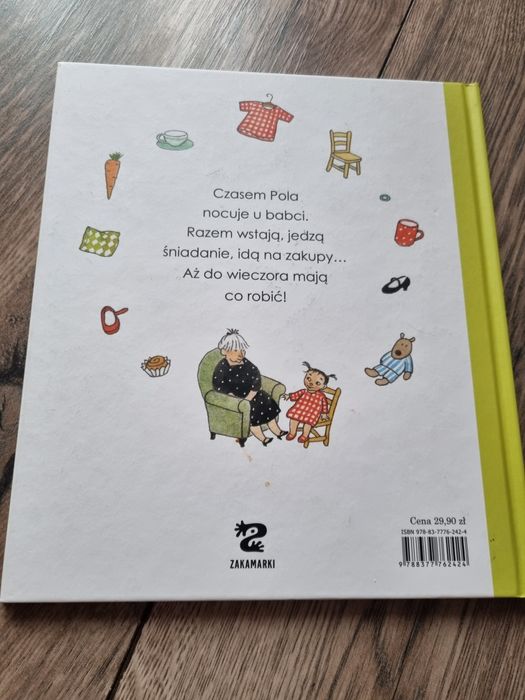 Książka dla dzieci Pola u babci