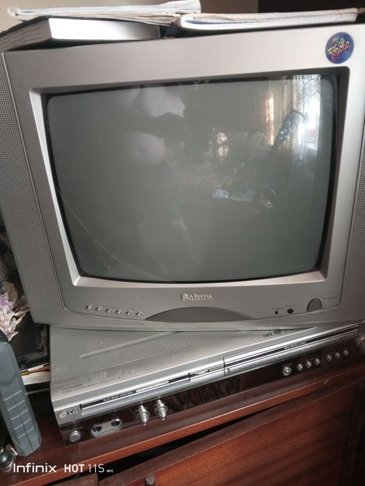 Телевизор Sharp 14