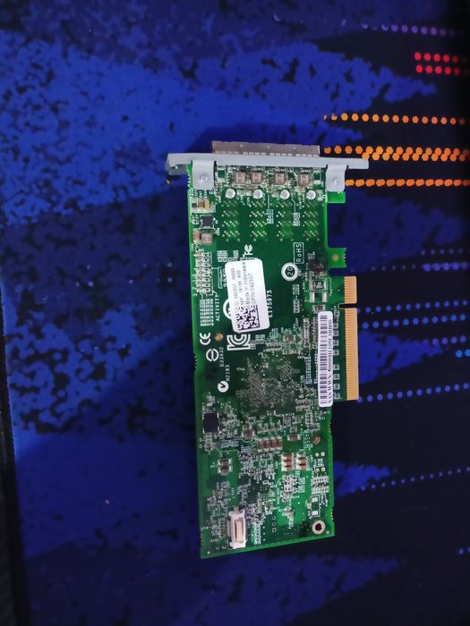 Controladora SAS Adaptec