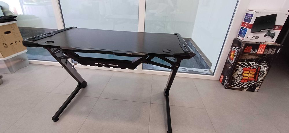 Mesa Gaming -Alpha Gamer