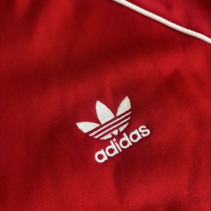 Czerwona Bluza Adidas
