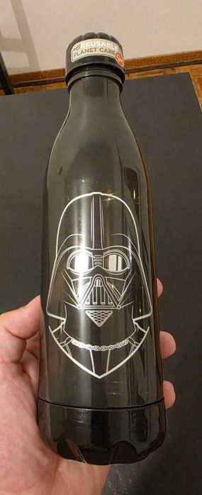 Garrafa reutilizável Star Wars - Darth Vader