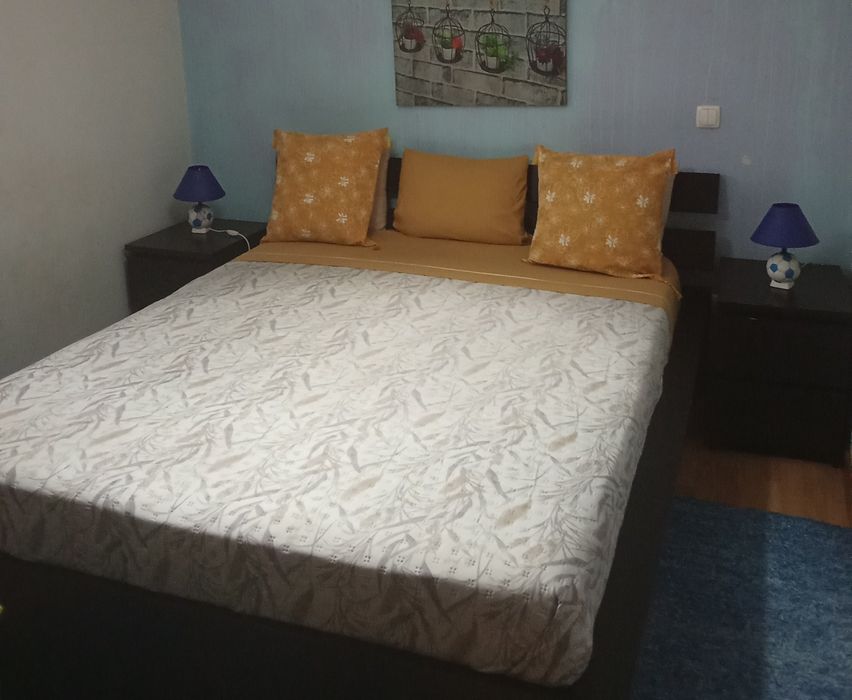 Arrenda se quarto para férias ou ao mês.