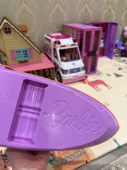 Продам оригінальний катер Barbie