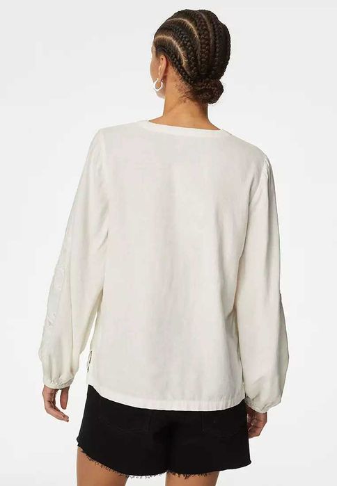 Блуза  з вишивкою M&S, розмір XXL